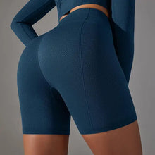 Load image into Gallery viewer, Shorts Hip Up Breathable Stripe
