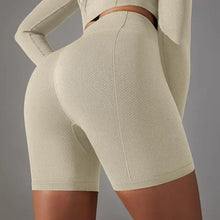 Load image into Gallery viewer, Shorts Hip Up Breathable Stripe
