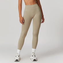 Load image into Gallery viewer, Orion Contour Seamless Legging | Scrunch Booty Lift – Rossfit100 Activewear
